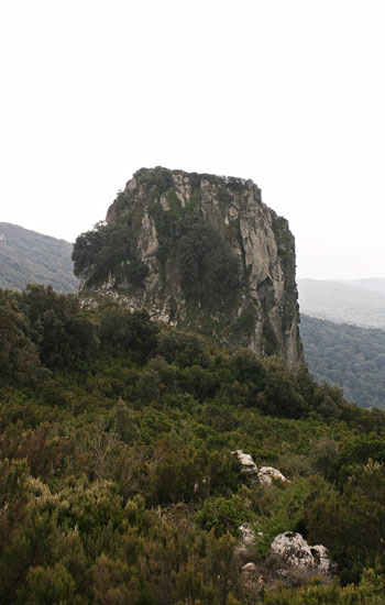 Morgongiori (OR), Trebina longa vista dal lato opposto